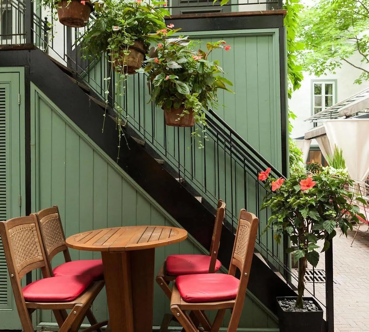 Hotel Le Priori Québec 4*,